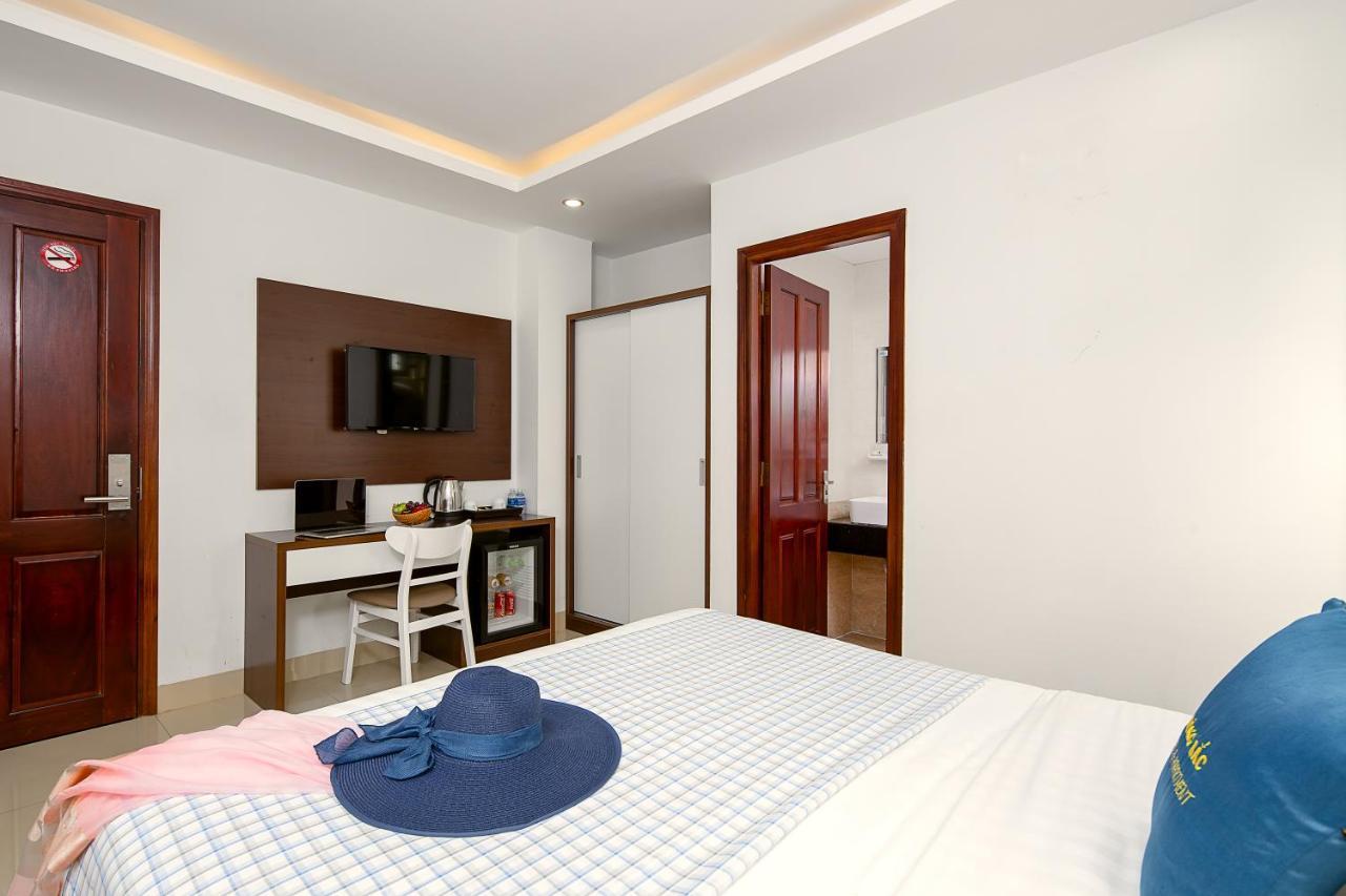 Dong Bac Hotel Дананг Екстер'єр фото