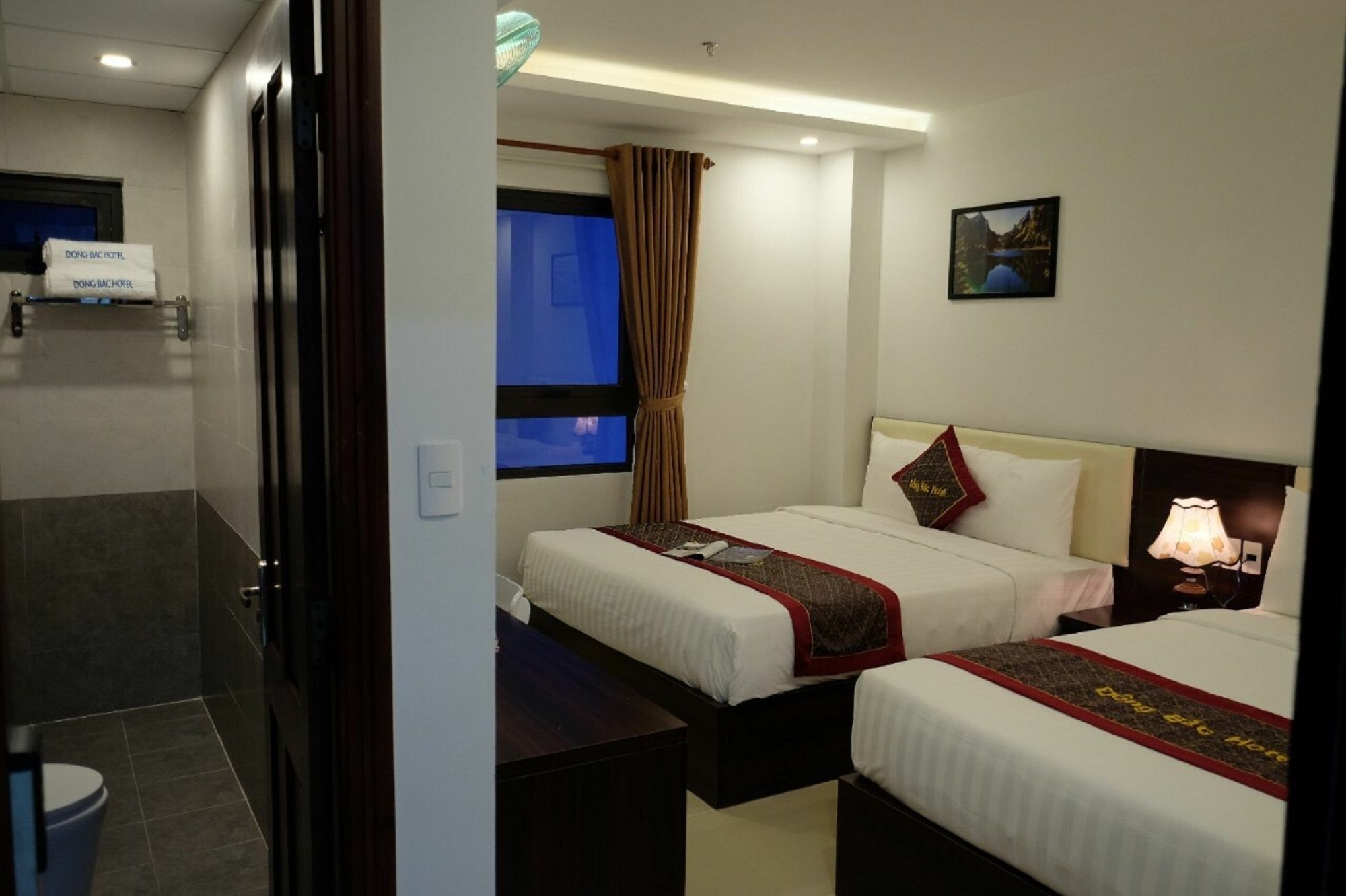 Dong Bac Hotel Дананг Екстер'єр фото